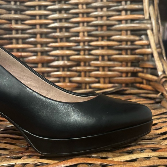 Tomaris Black Worthman Charlene Black Pump Shoes size 39/8.5US - Picture 3 of 14